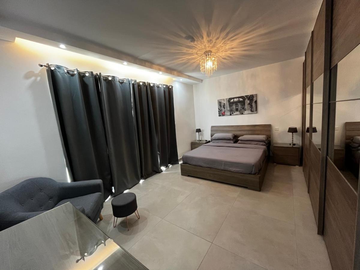 Stunning Penthouse, 2 Bedroom, Heart Of Слима Екстериор снимка